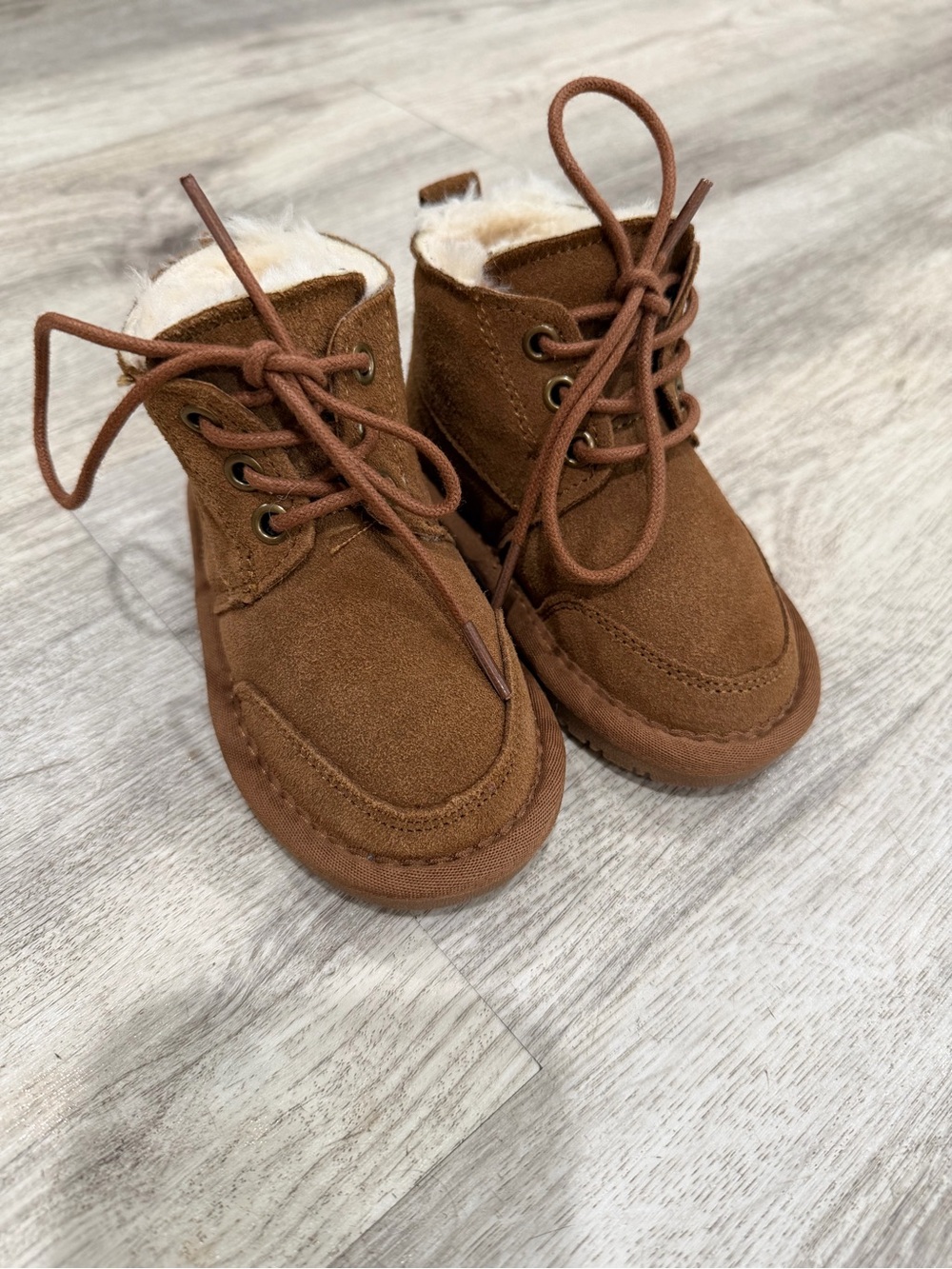 Lamo Kids Brown Faux-Suede Lace-Up Boots with Cream Fur Lining